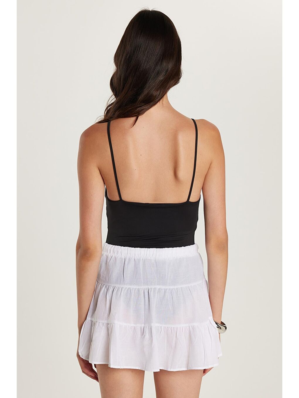 Kadın Standart Fit İnce Askılı Çıtçıtlı Siyah Body-4