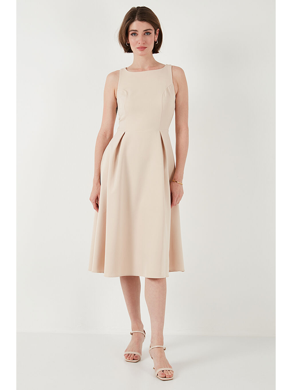 Bej Regular Fit Bisiklet Yaka Cepli Pileli Midi Boy Kadın Elbise 6111963-2