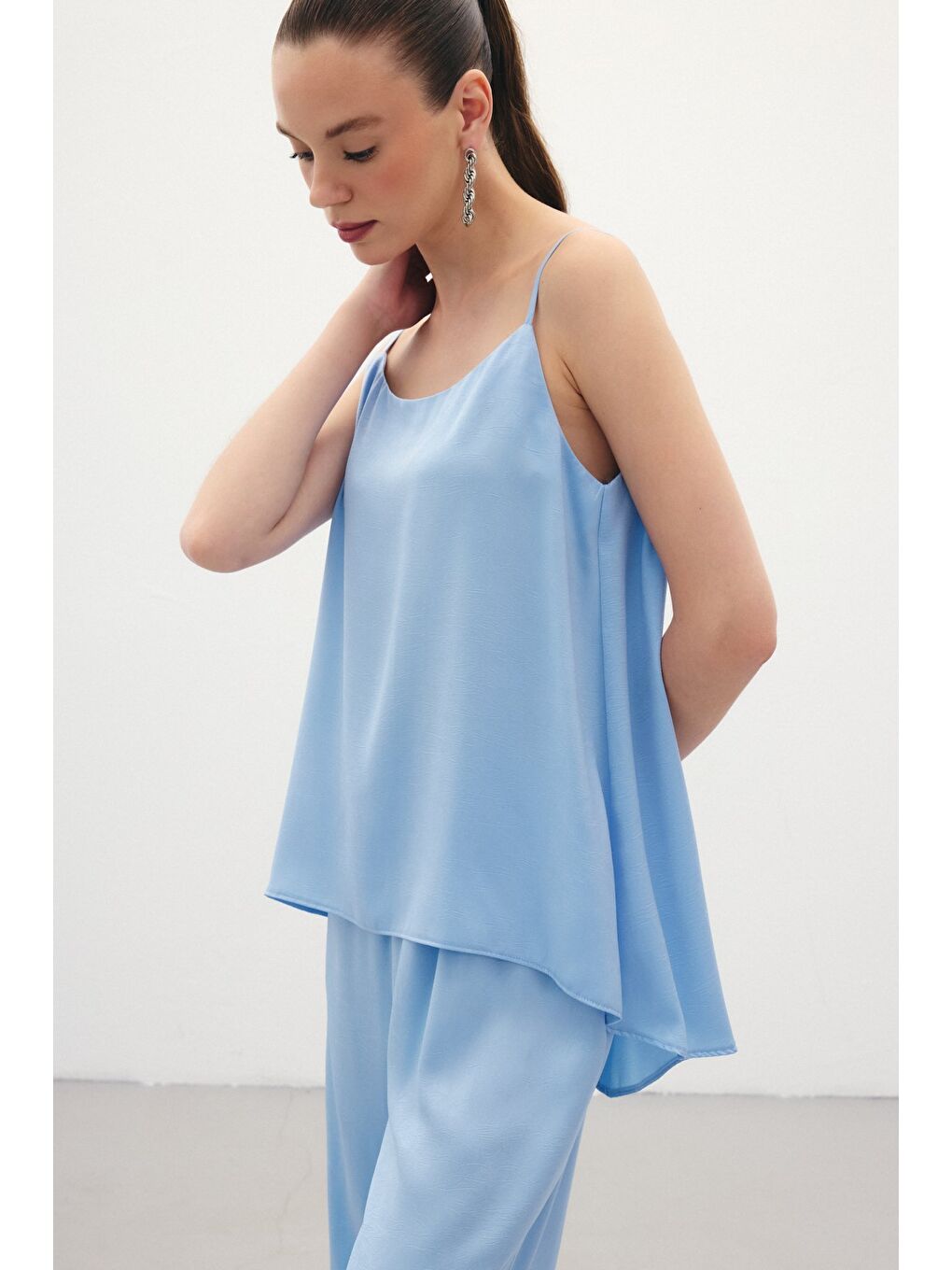 Askılı Saten Bluz - Mavi-1