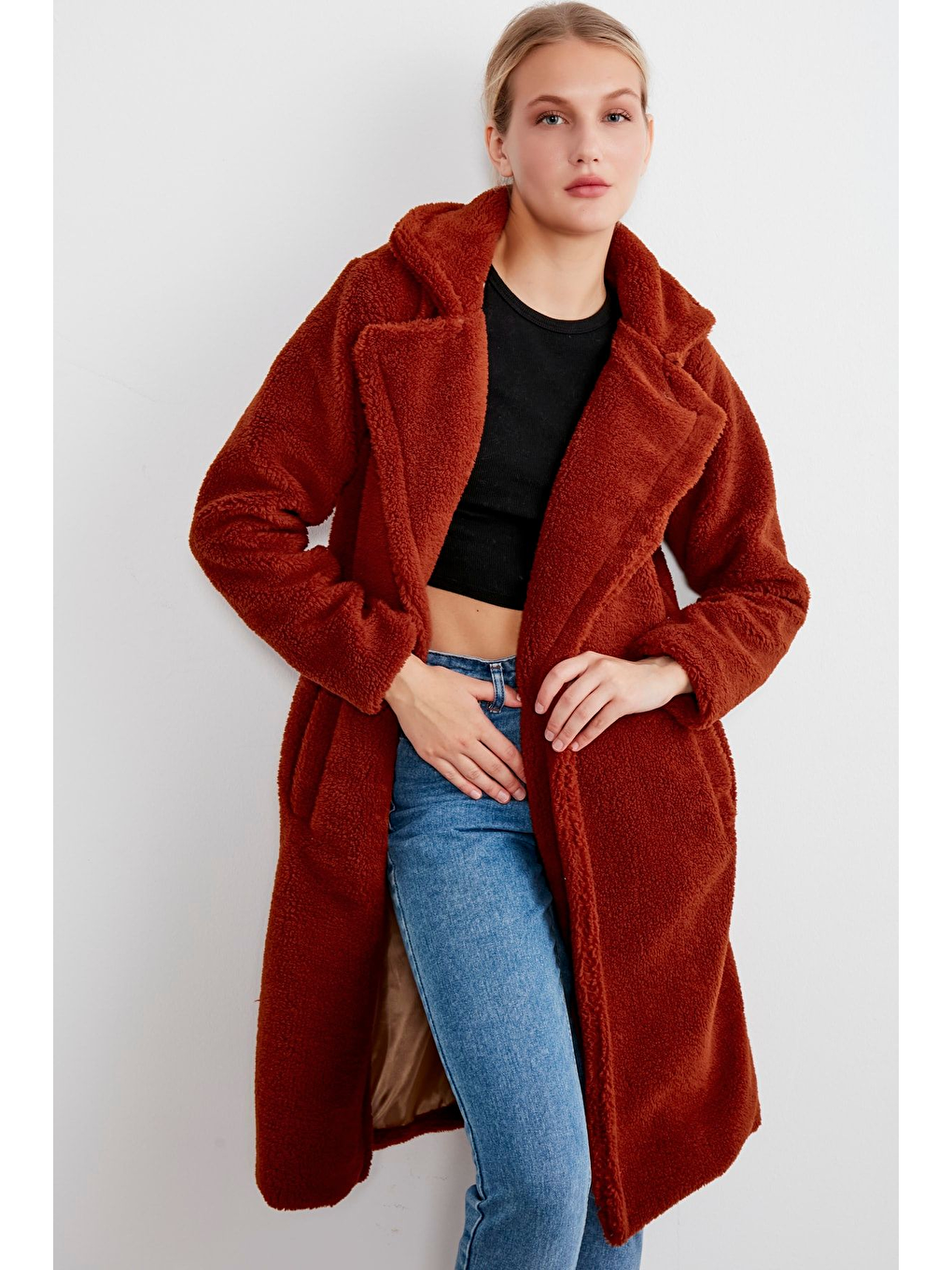 Kahverengi Kadın Uzun Pelüş Kaban-1