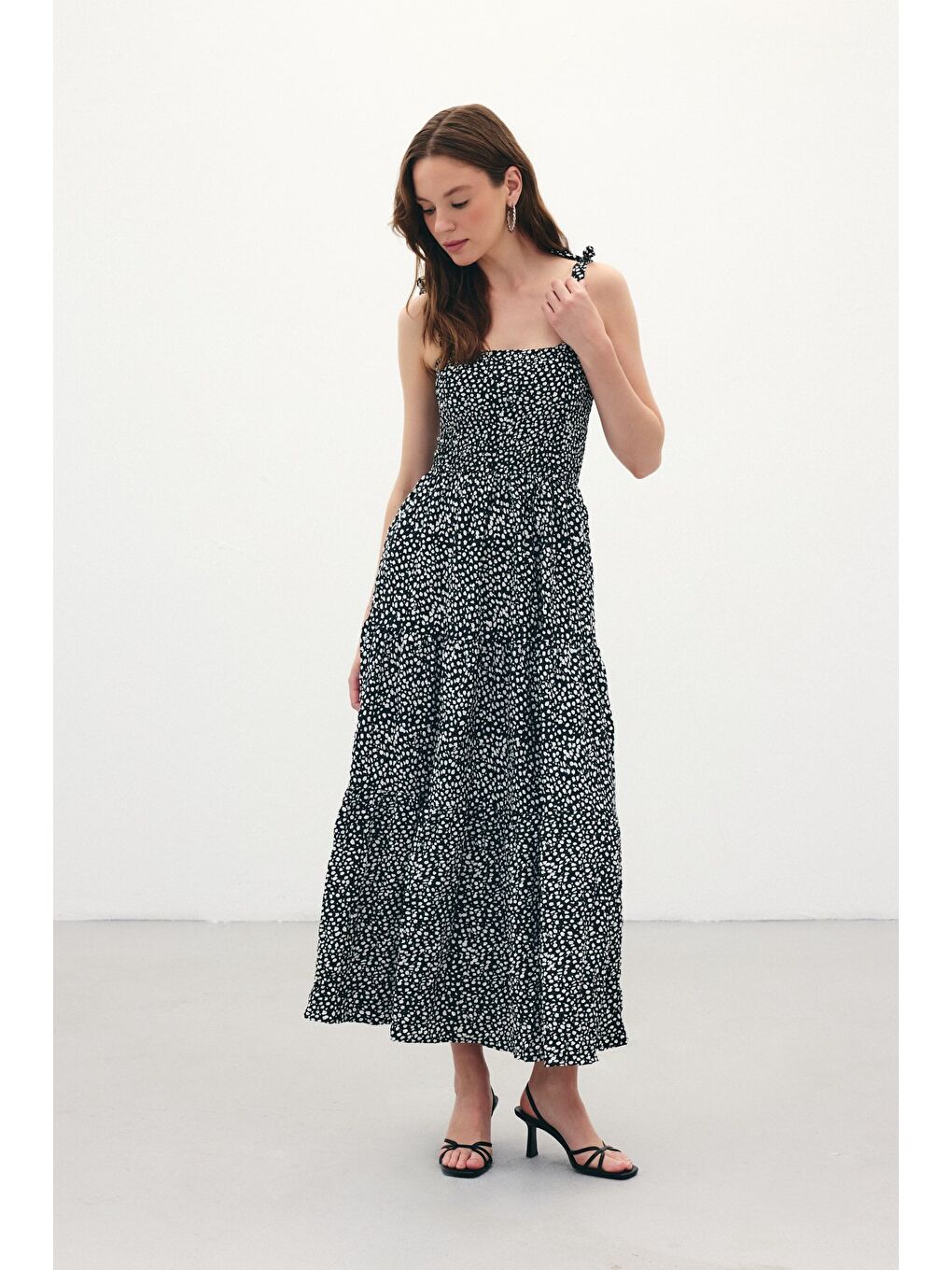Desenli Uzun Elbise - Siyah-4