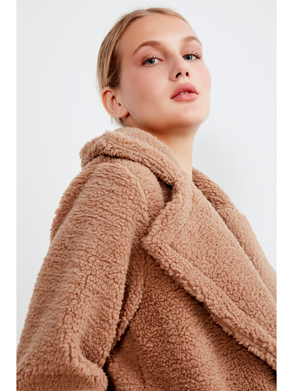 Kahverengi Kadın Uzun Pelüş Kaban-2