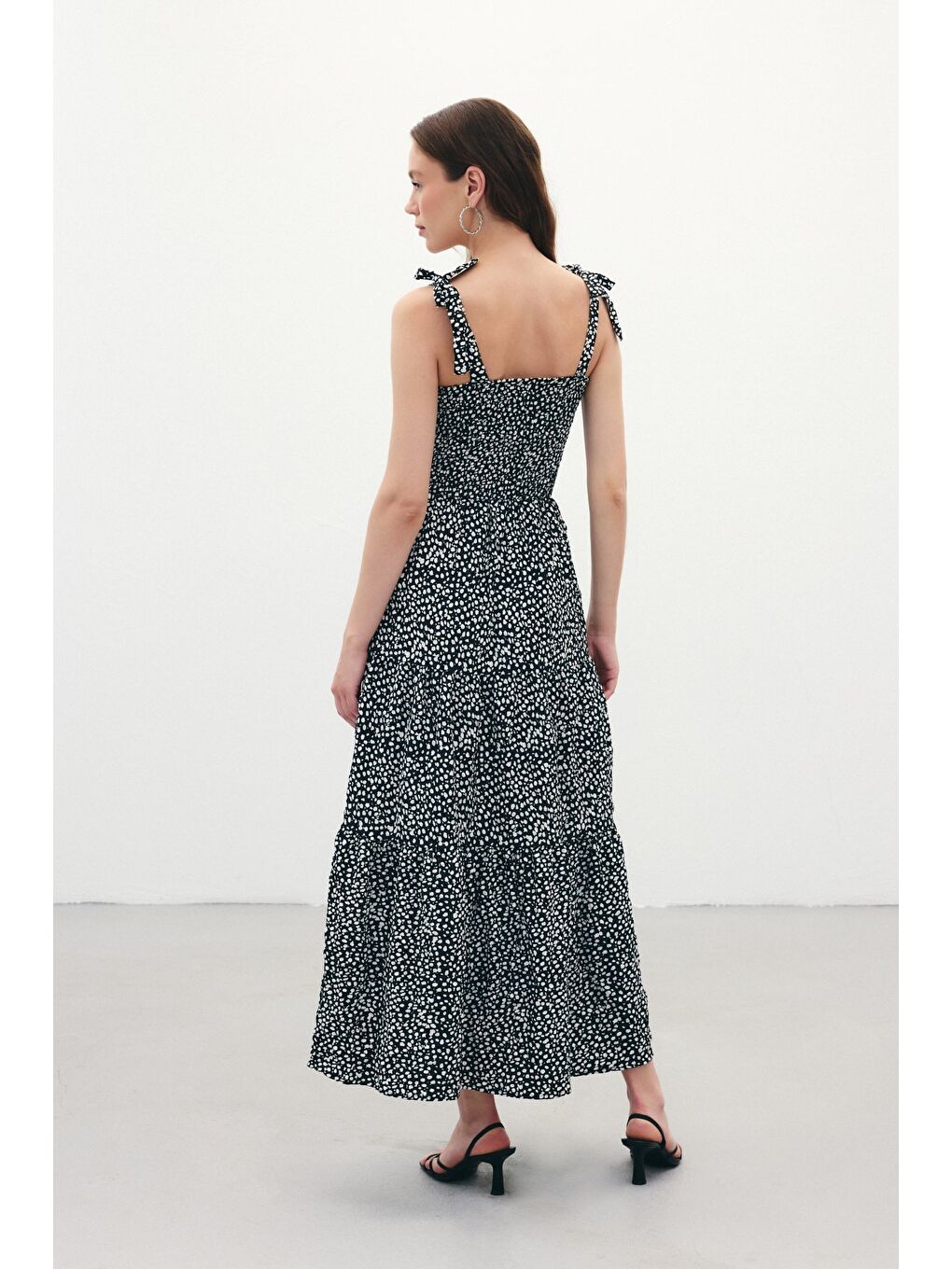 Desenli Uzun Elbise - Siyah-7