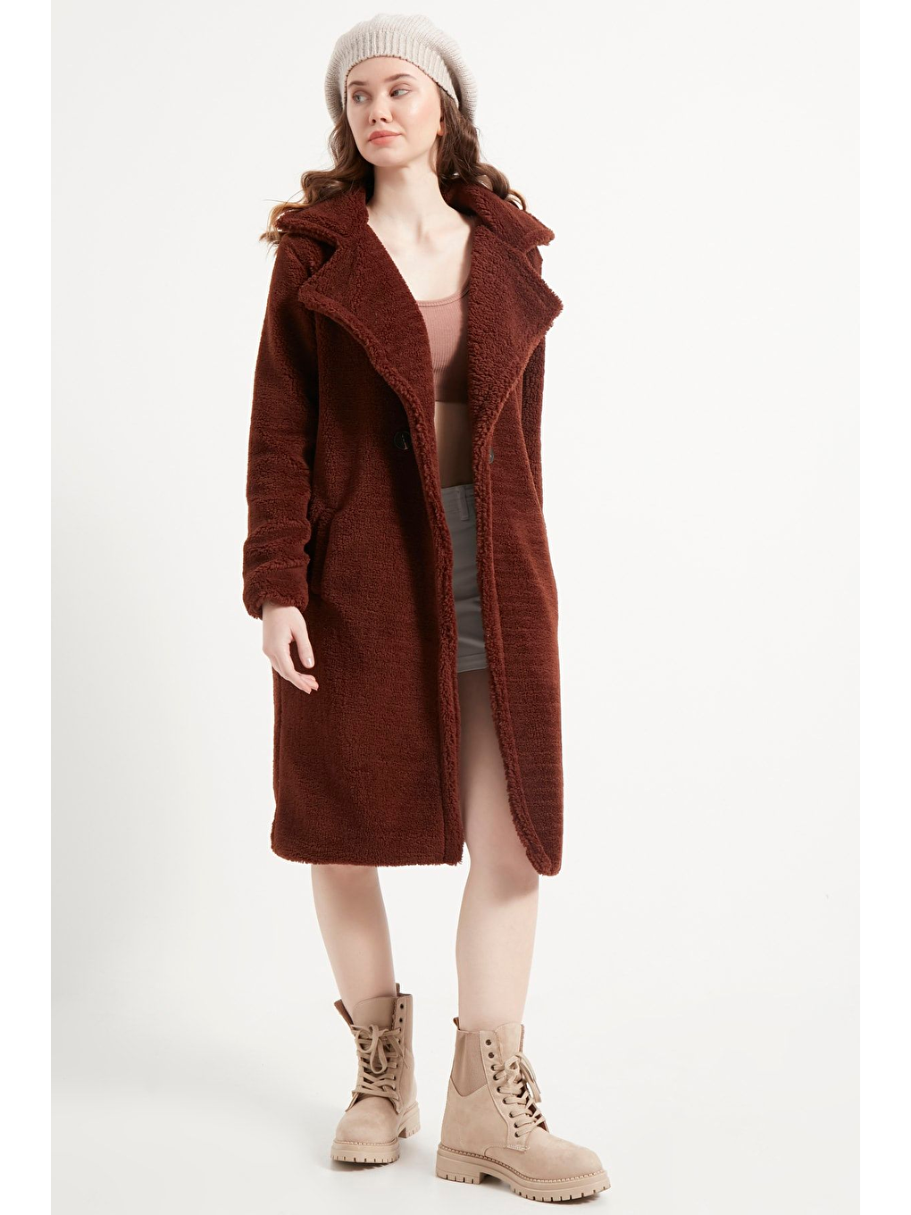 Kahverengi Kadın Uzun Pelüş Kaban-1