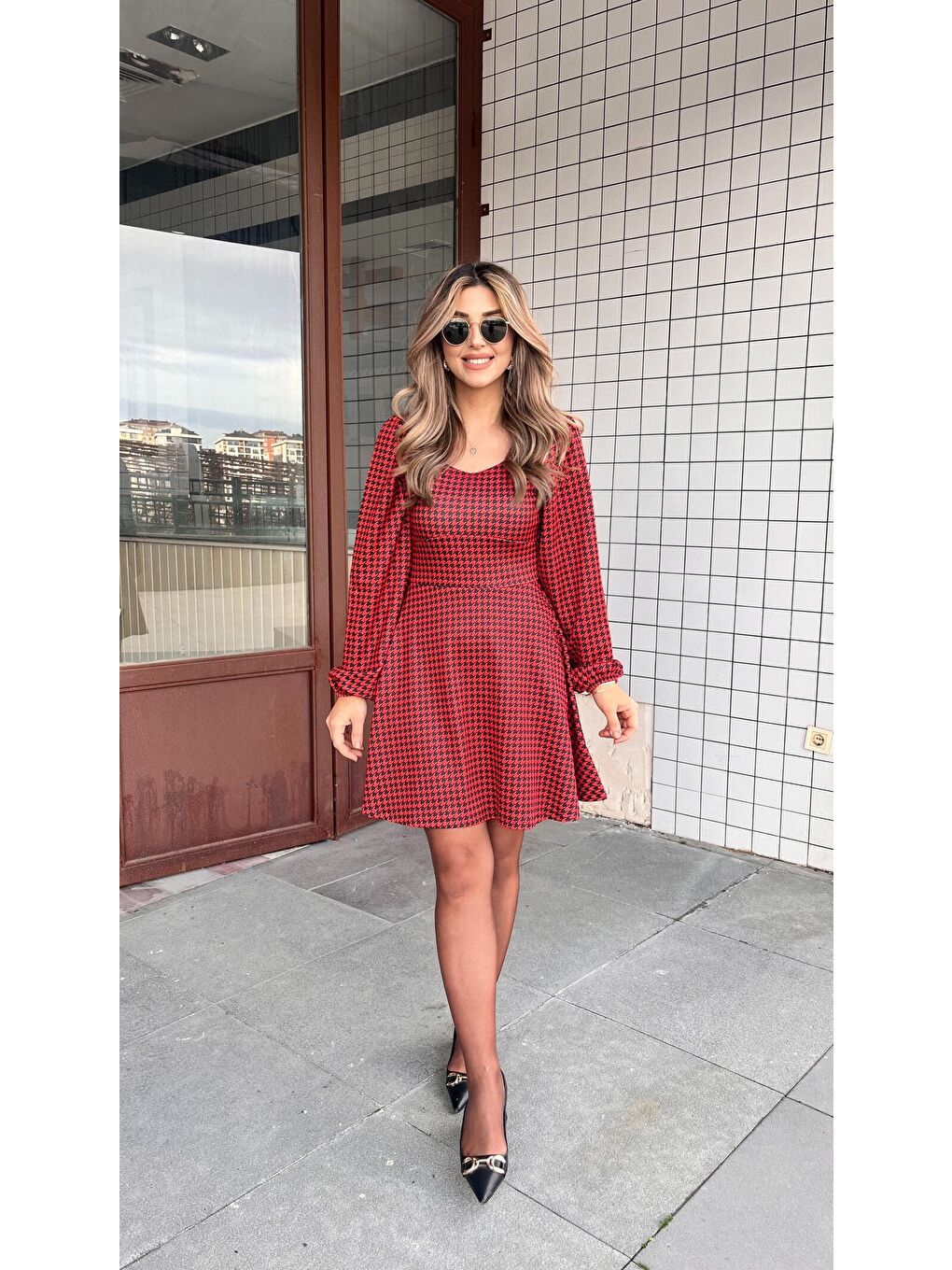 Kırmızı Kadın Uzun Kollu Kare Kalp Yakalı Mini Modal Elbise