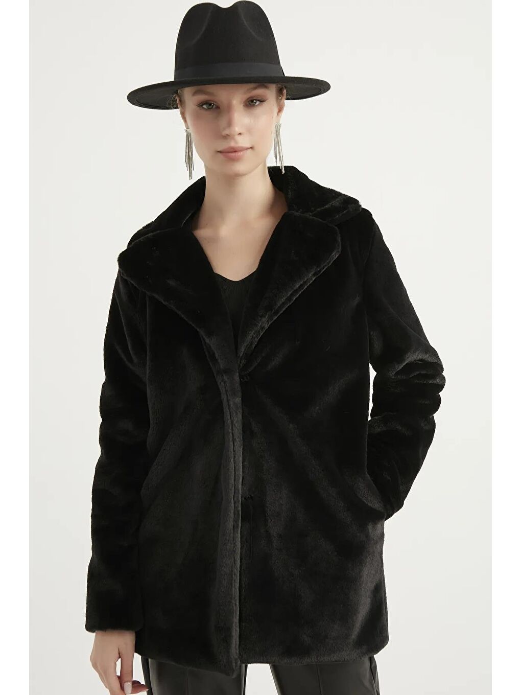 Kadın Siyah Pelüş Mont Kaban-3