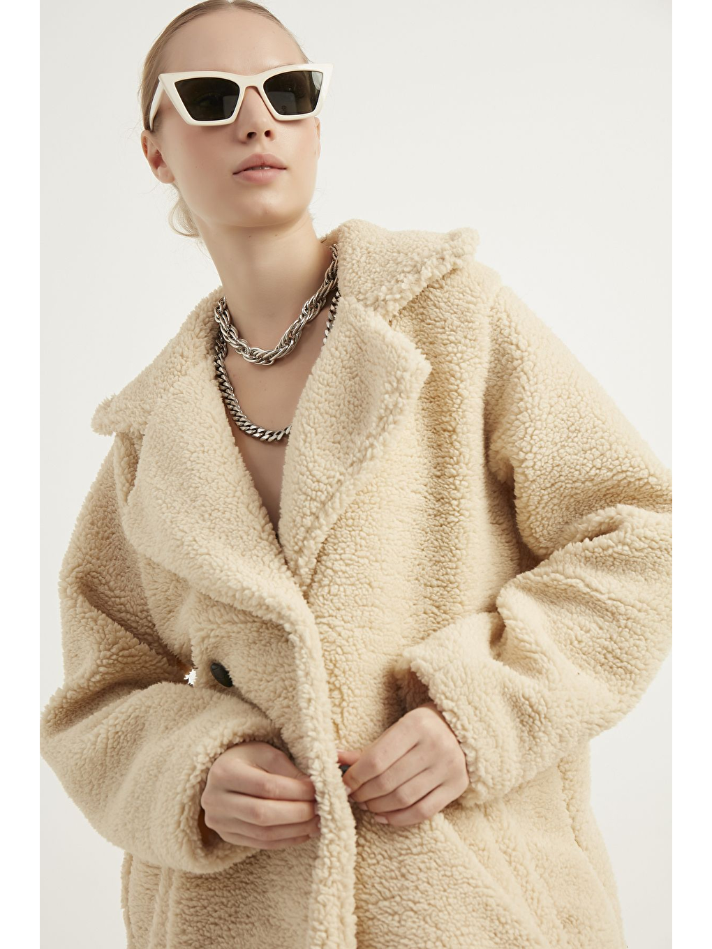 Ekru Kadın Krem Astarlı Düğmeli Pelüş Kaban-3