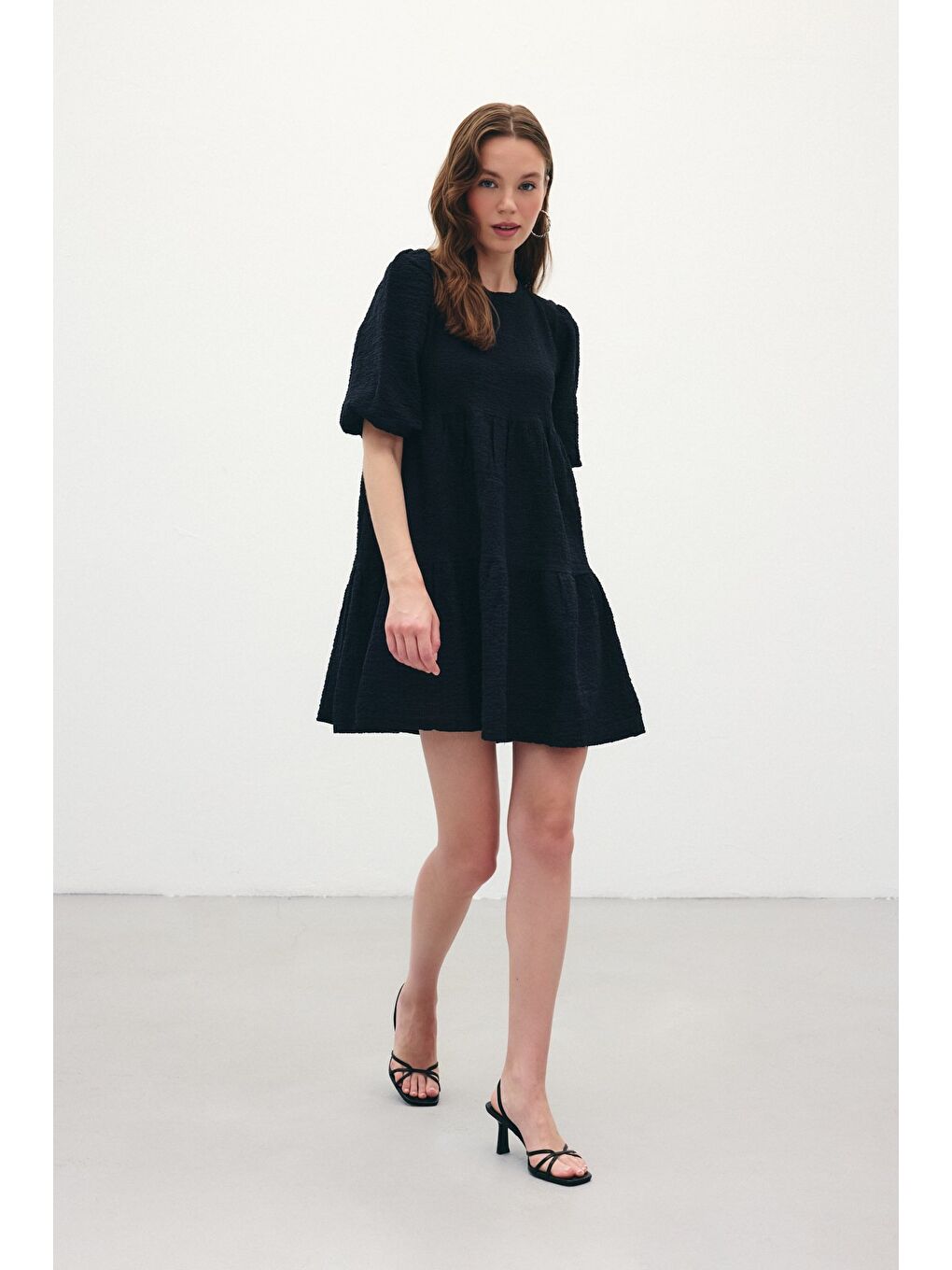 Bisiklet Yaka Balon Kol Geniş Kalıp Gofre Elbise - Siyah-2