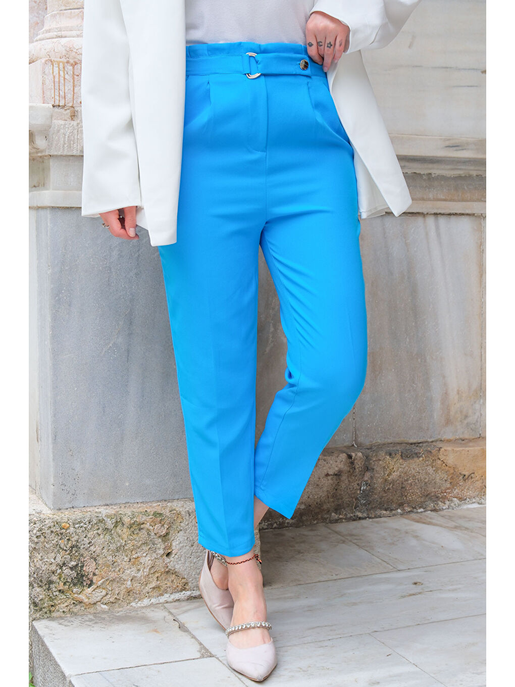 Kadın KEMER DETAY KUMAS PANTOLON Açık Mavi