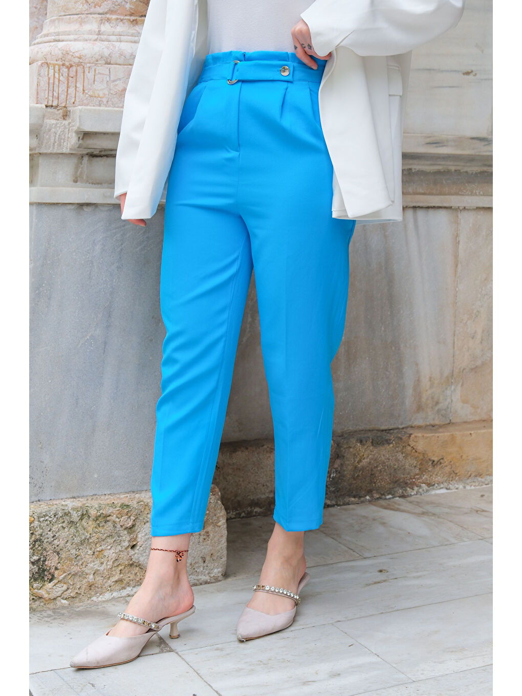 Kadın KEMER DETAY KUMAS PANTOLON Açık Mavi-3