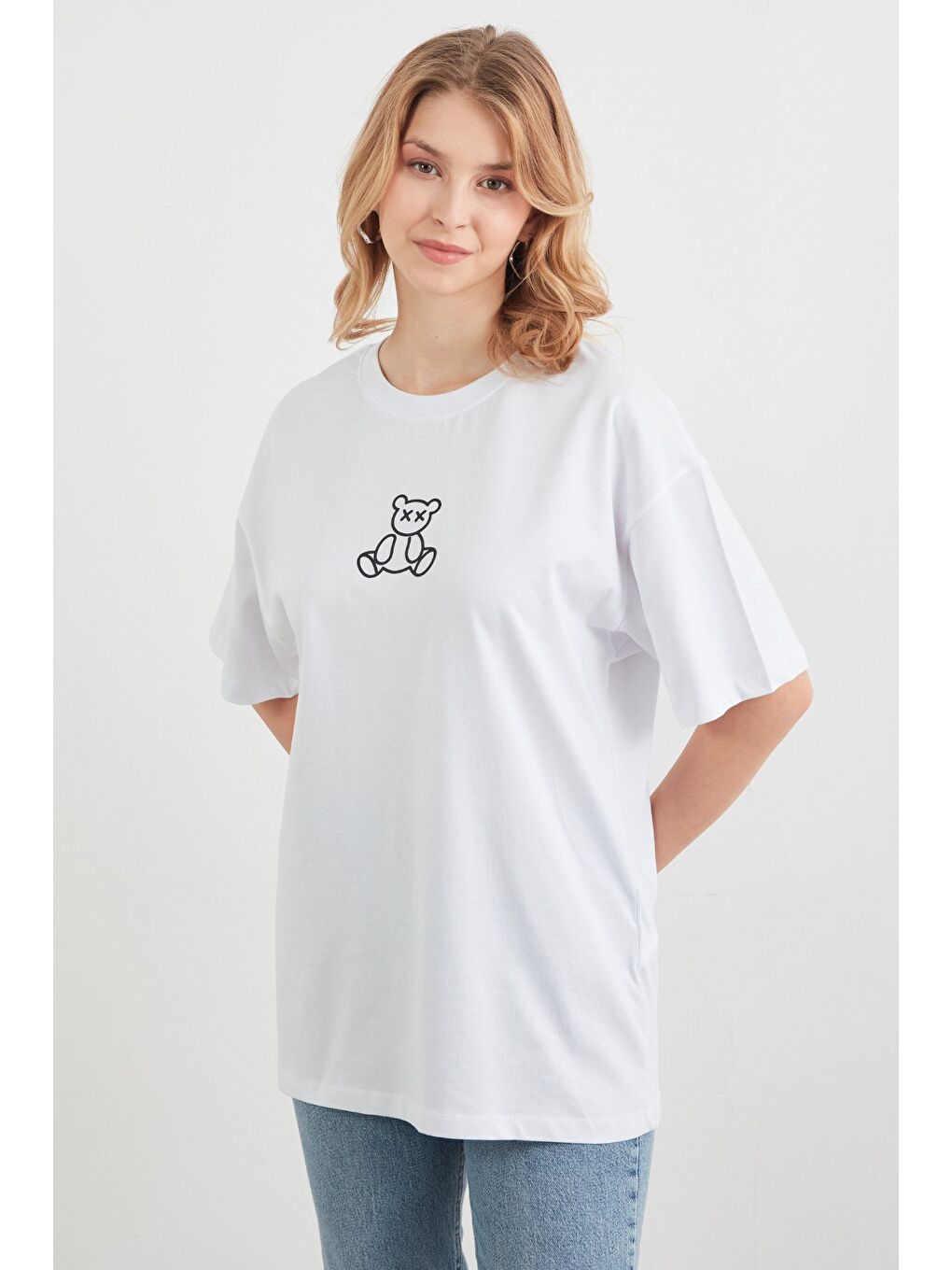 Beyaz Ayıcık Baskılı Oversize Tişört