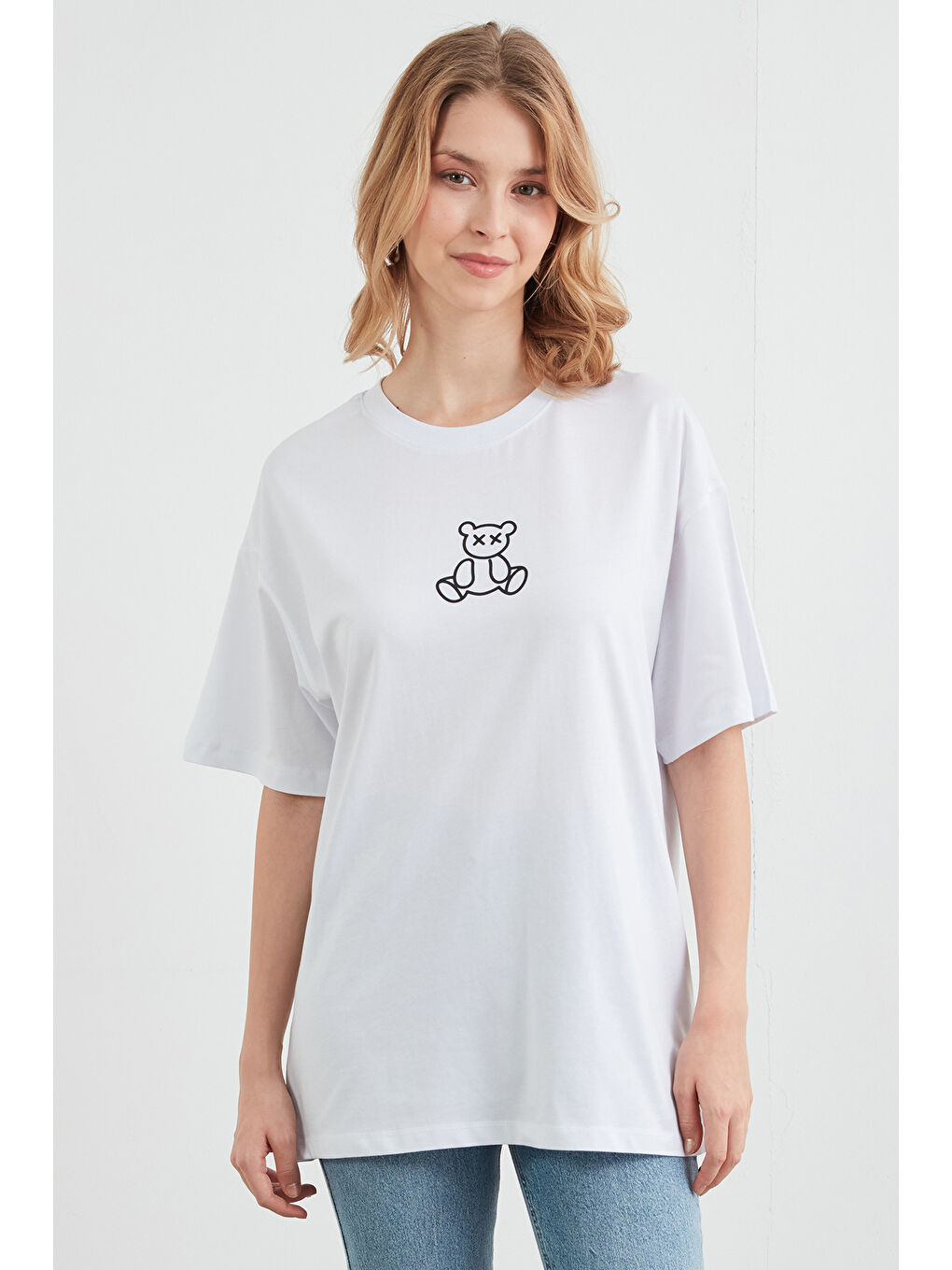 Beyaz Ayıcık Baskılı Oversize Tişört-2