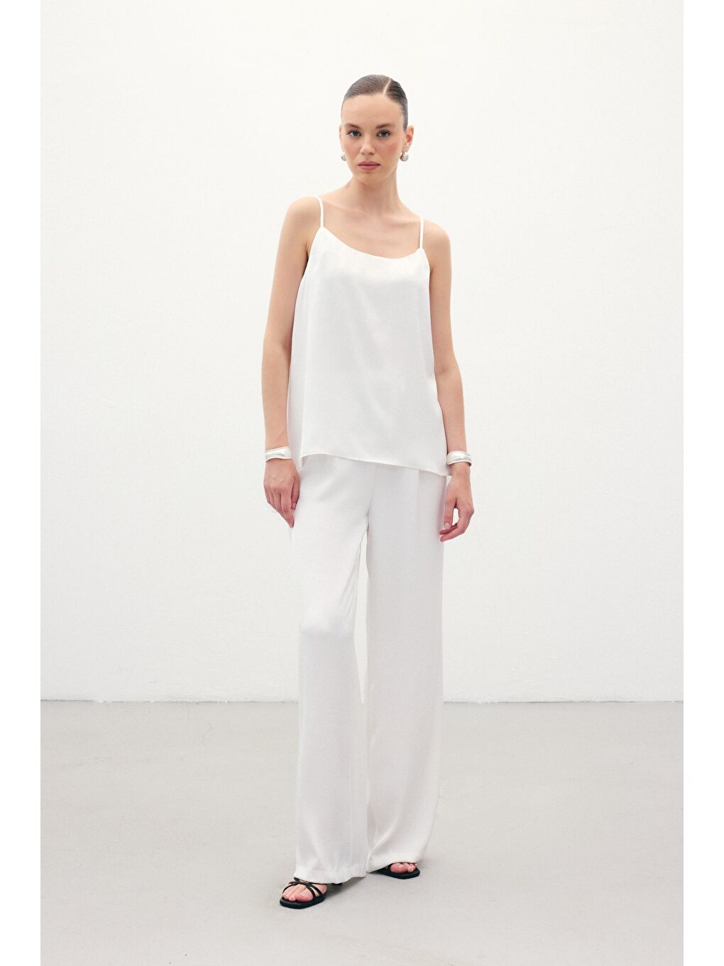 Askılı Saten Bluz - Ekru-6