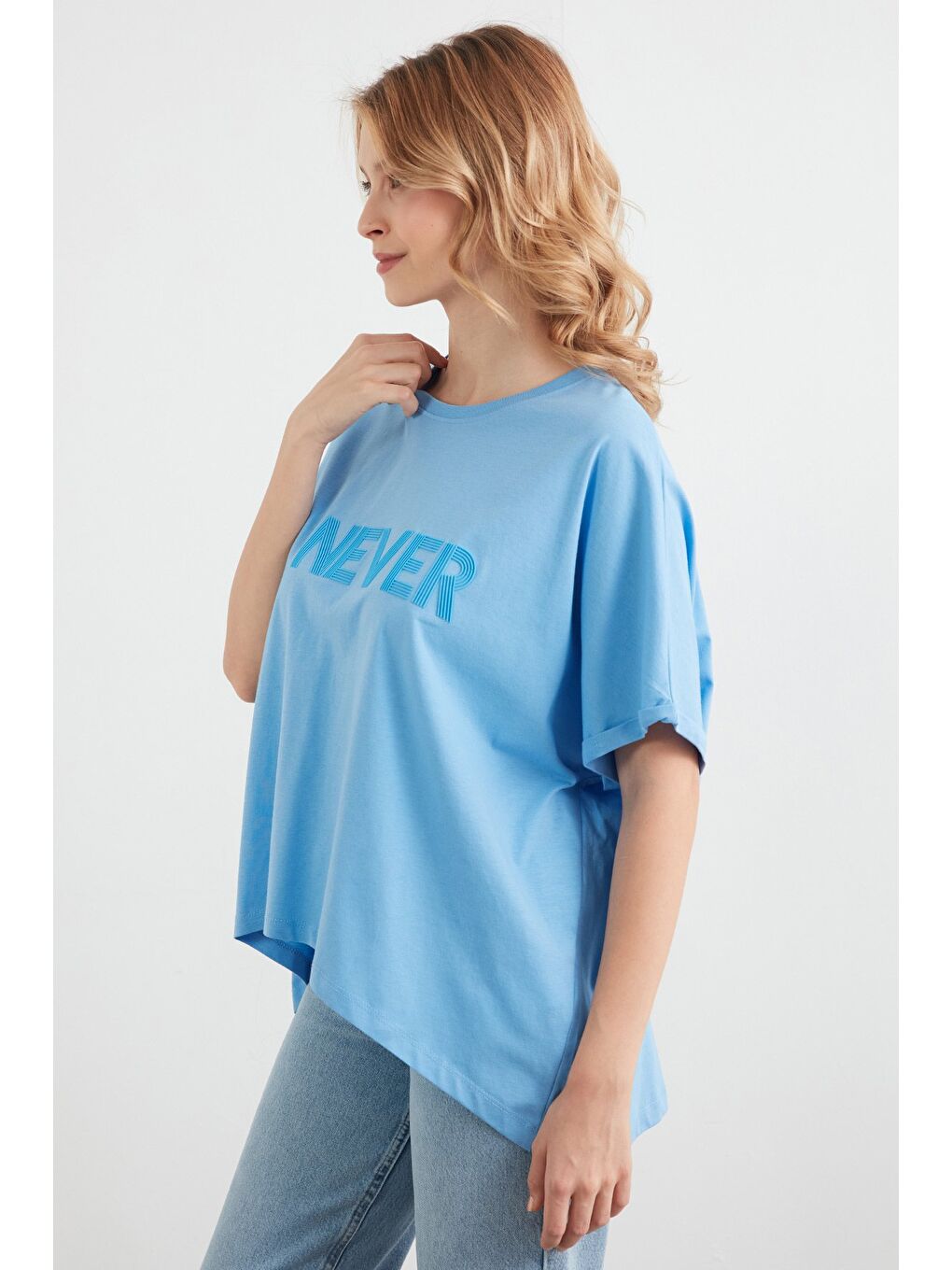 Mavi Never Yazı Kabartmalı Oversize Tişört-1