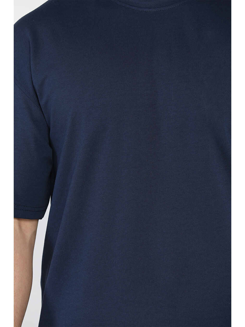 Lacivert Erkek Bisiklet Yaka Basic Oversize Tişört-2