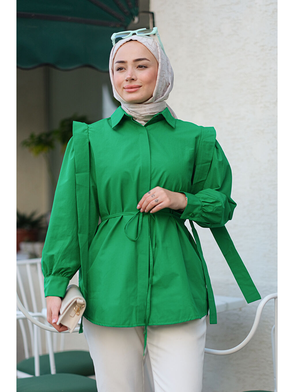 Kadın Pile Detay Önü Gizli Düğmeli Gömlek Yeşil-2