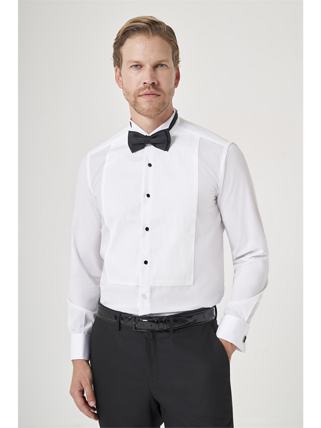 Beyaz Ata Yaka Uzun Kol Cepsiz Slim Fit Pamuklu Damatlık Gömlek 1004260200-2