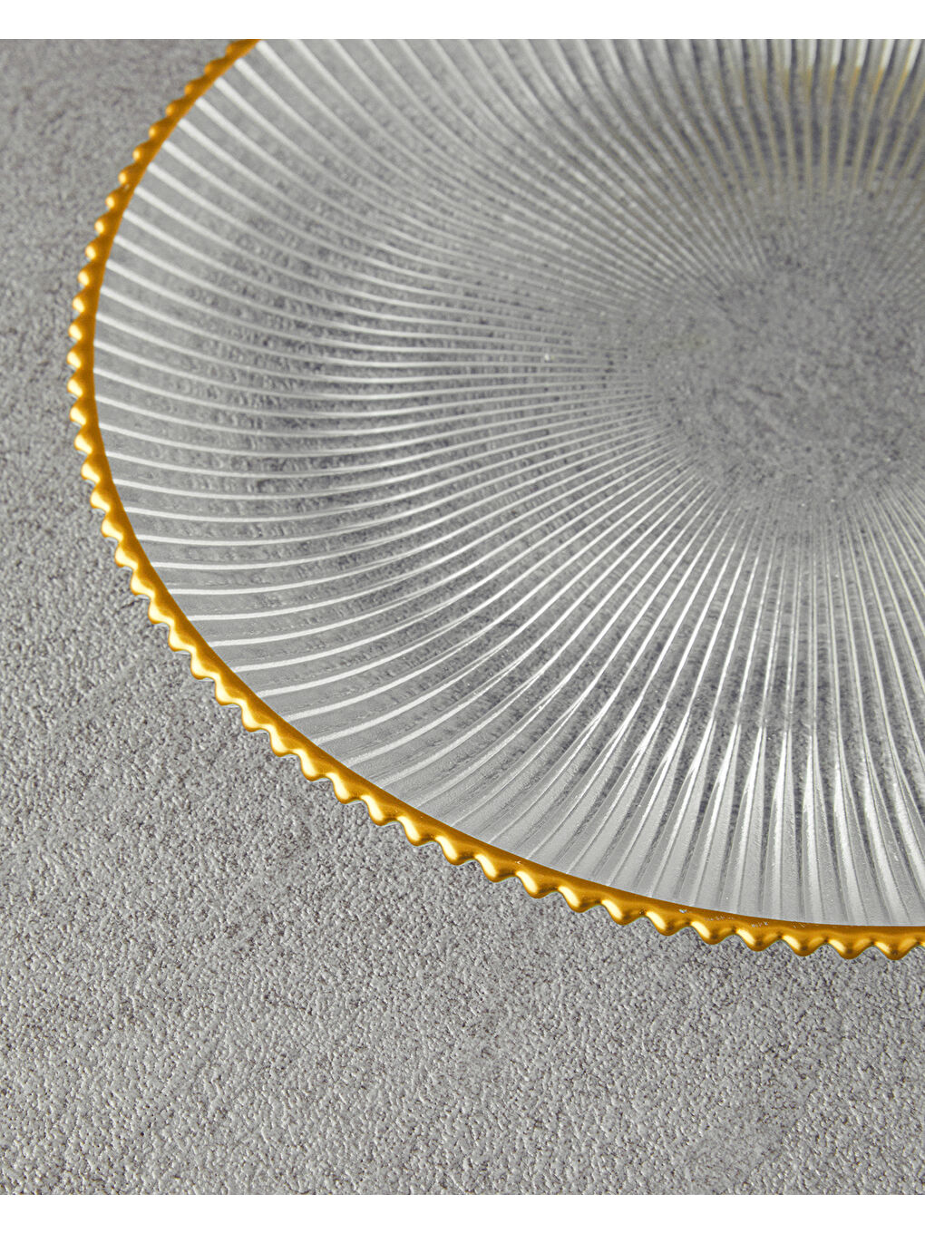 Sarı Graceful Shapes Cam Pasta Tabağı Gold-2