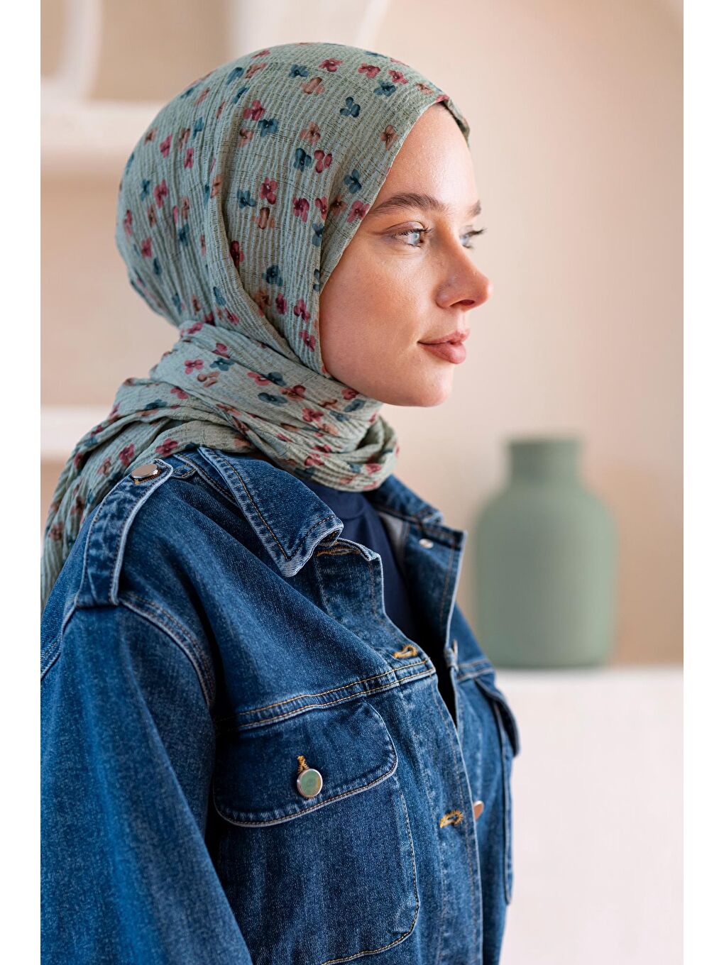 Yeşil Kadın Çiçek Desenli Kırışmaz Bürümcük Şal 190*80 Cm-3