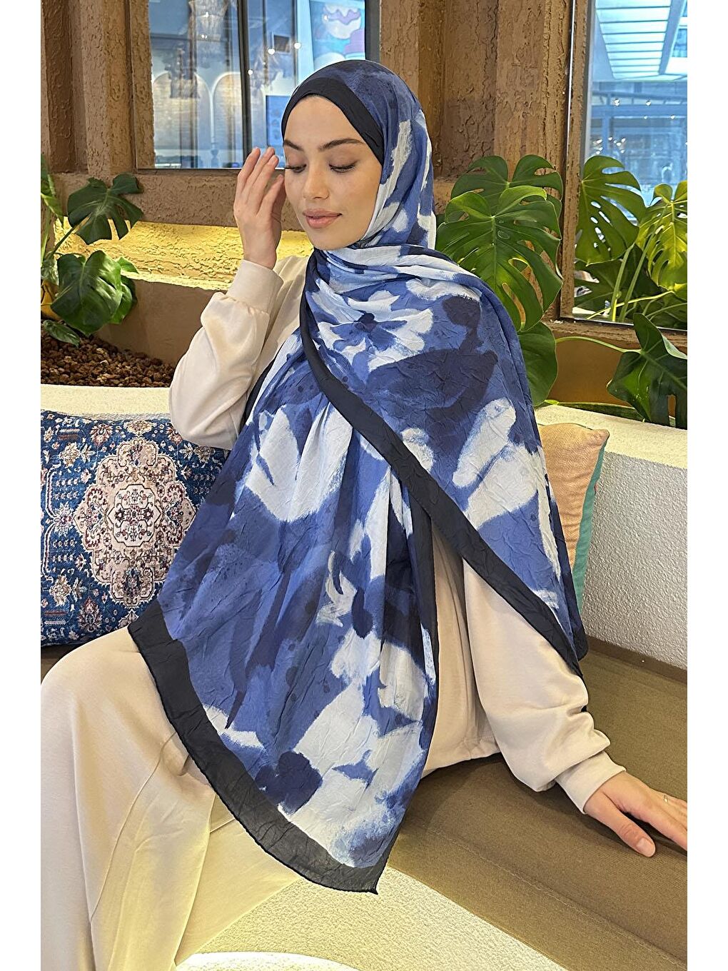 Flora Garden Desen Bambu Şal Lacivert-2