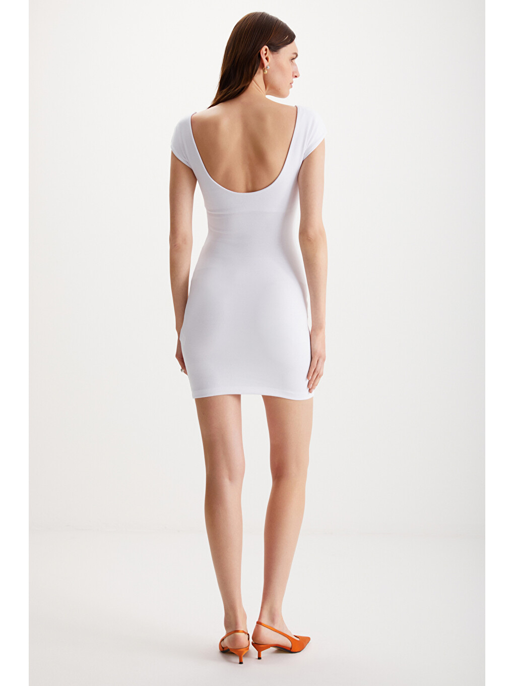 Arcene Kadın Organik Pamuklu Elastanlı Vücüdu Saran Bodycon Tek Parça Beyaz Elbise-5