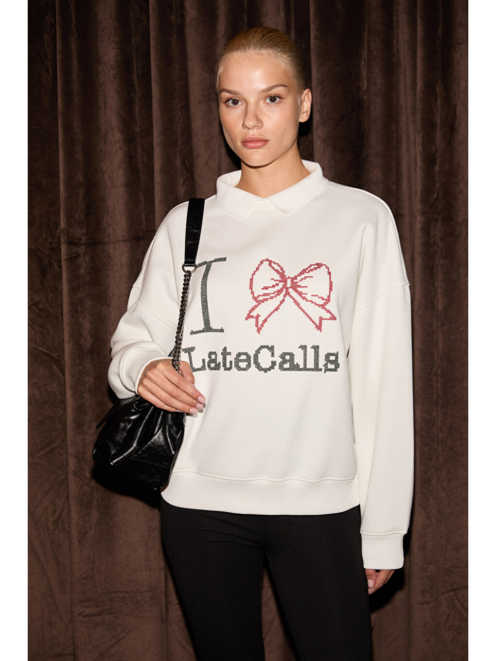 Selften Kadın Yumuşak Kumaşlı Polo Yaka Nakış Detaylı Ekru Sweatshirt-1