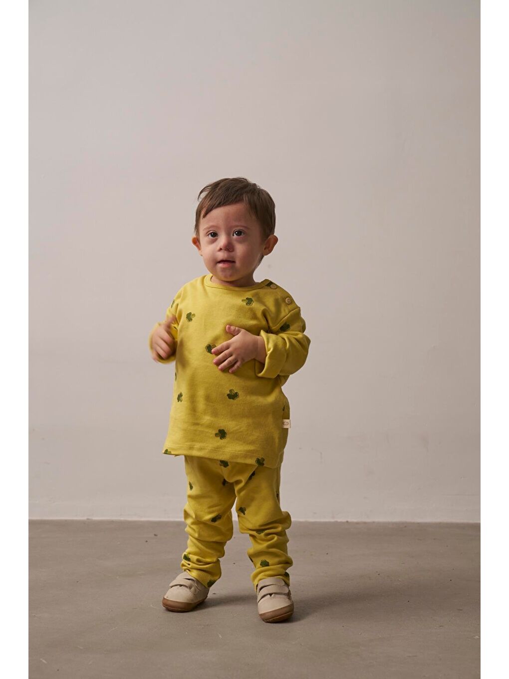 Ekru Brokoli Baskılı Bebek Alt Üst Takım-4