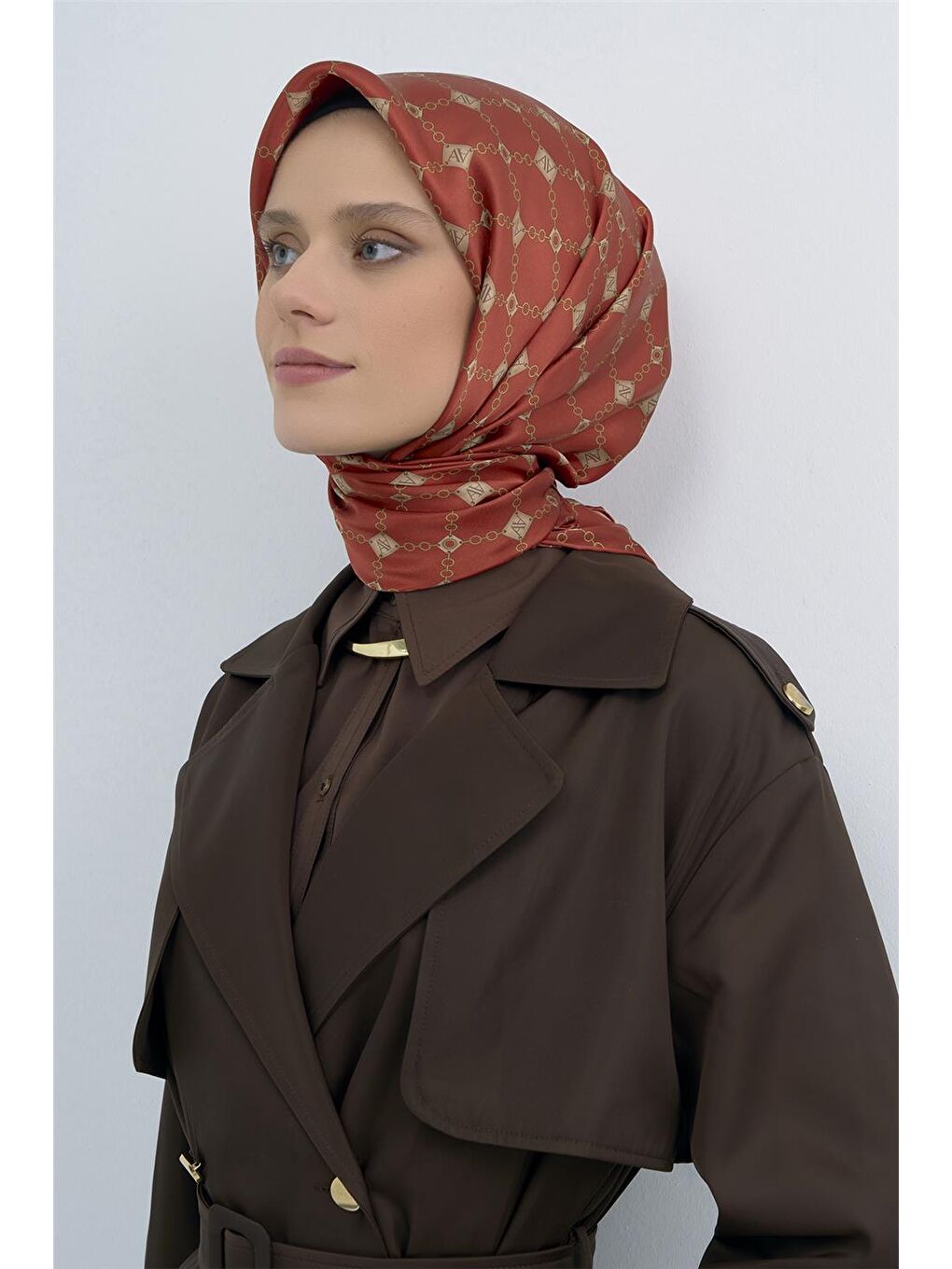 Kahverengi Saf İpek Sura Eşarp 9530D 84-1