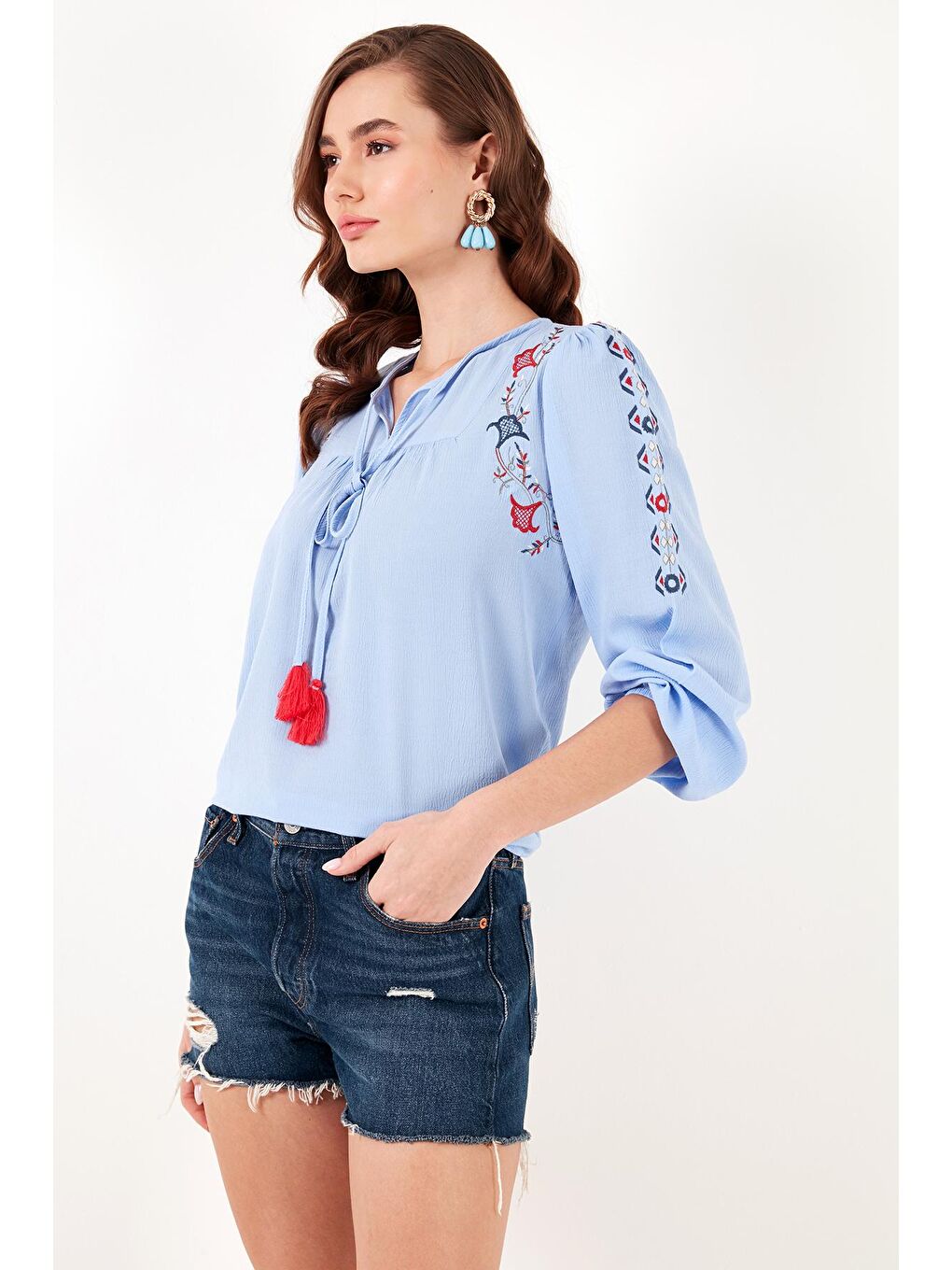 Mavi Pamuklu Regular Fit Nakış İşlemeli Bluz 611Bz0359-2