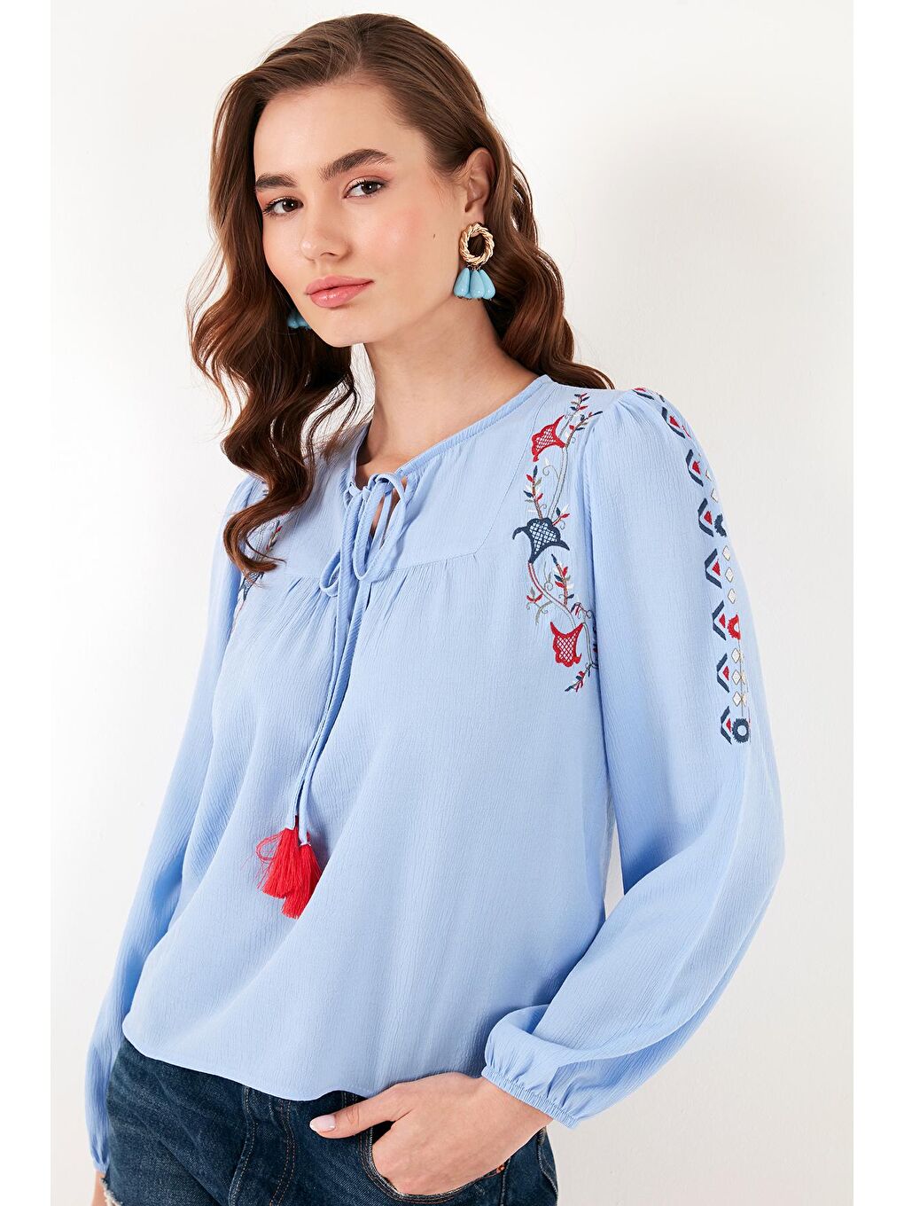Mavi Pamuklu Regular Fit Nakış İşlemeli Bluz 611Bz0359-3