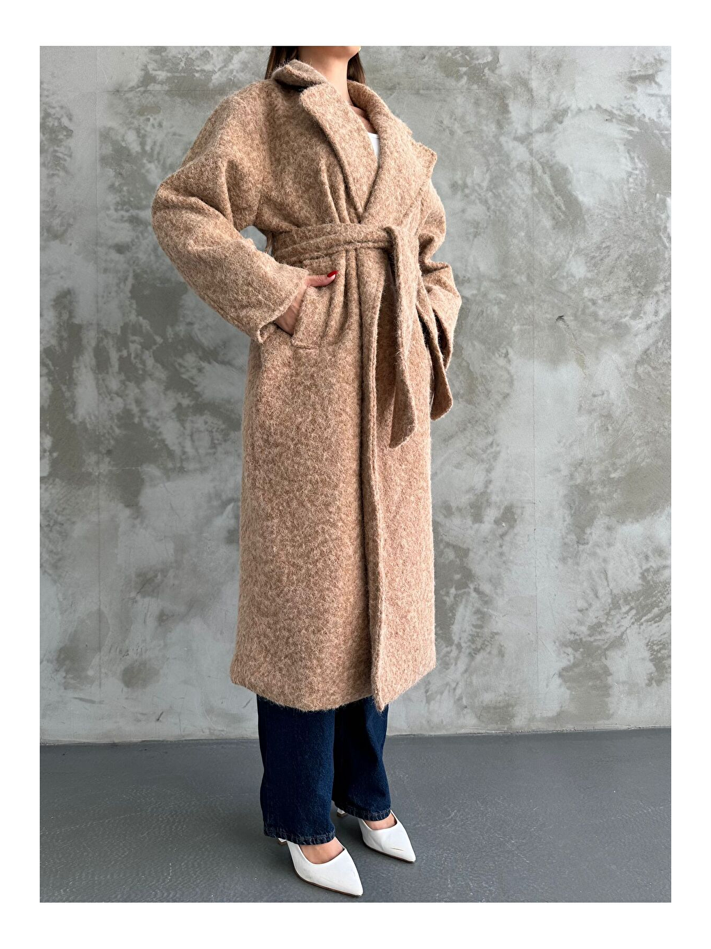 Kahverengi Yün Saçaklı Kaşe Kumaş Kuşaklı Kaban-2