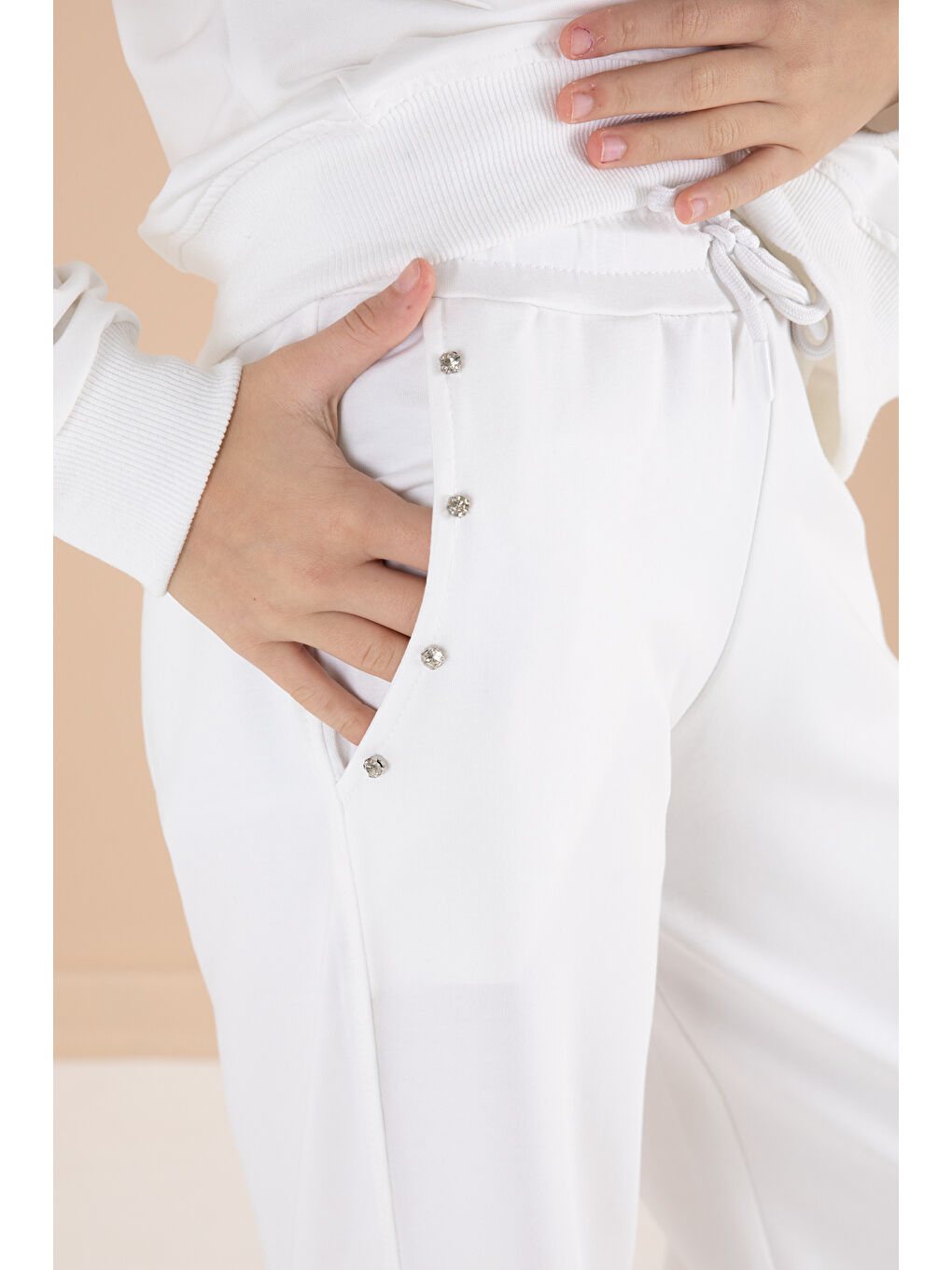 Ekru Yazı Baskılı Kız Beli Lastikli Eşofman Takımı 19897-4