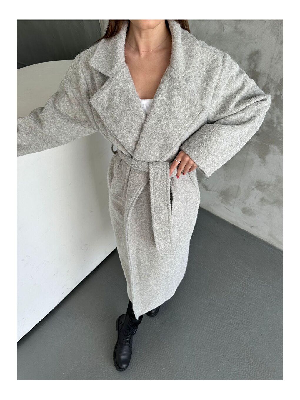 Gri Yün Saçaklı Kaşe Kumaş Kuşaklı Kaban-2