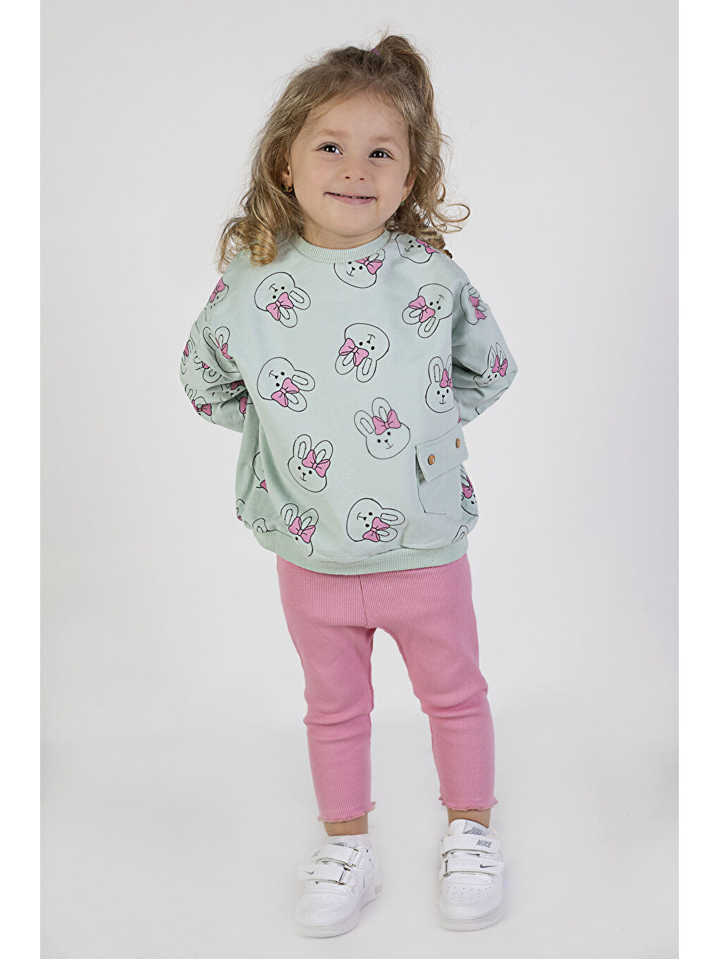 Harika KIDS Yeşil Kız Bebek&Çocuk İki İplik Kumaş Orta Kalınlıkta Örme Basic Oversize Alt Üst Eşofman Takımı - 3