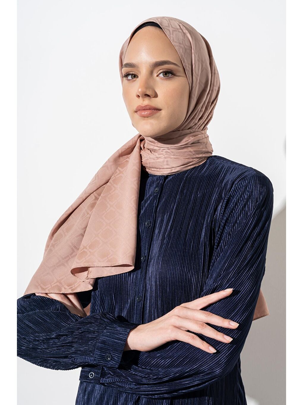 Bej Kadın Geometrik Desen Jakarlı Şal-3