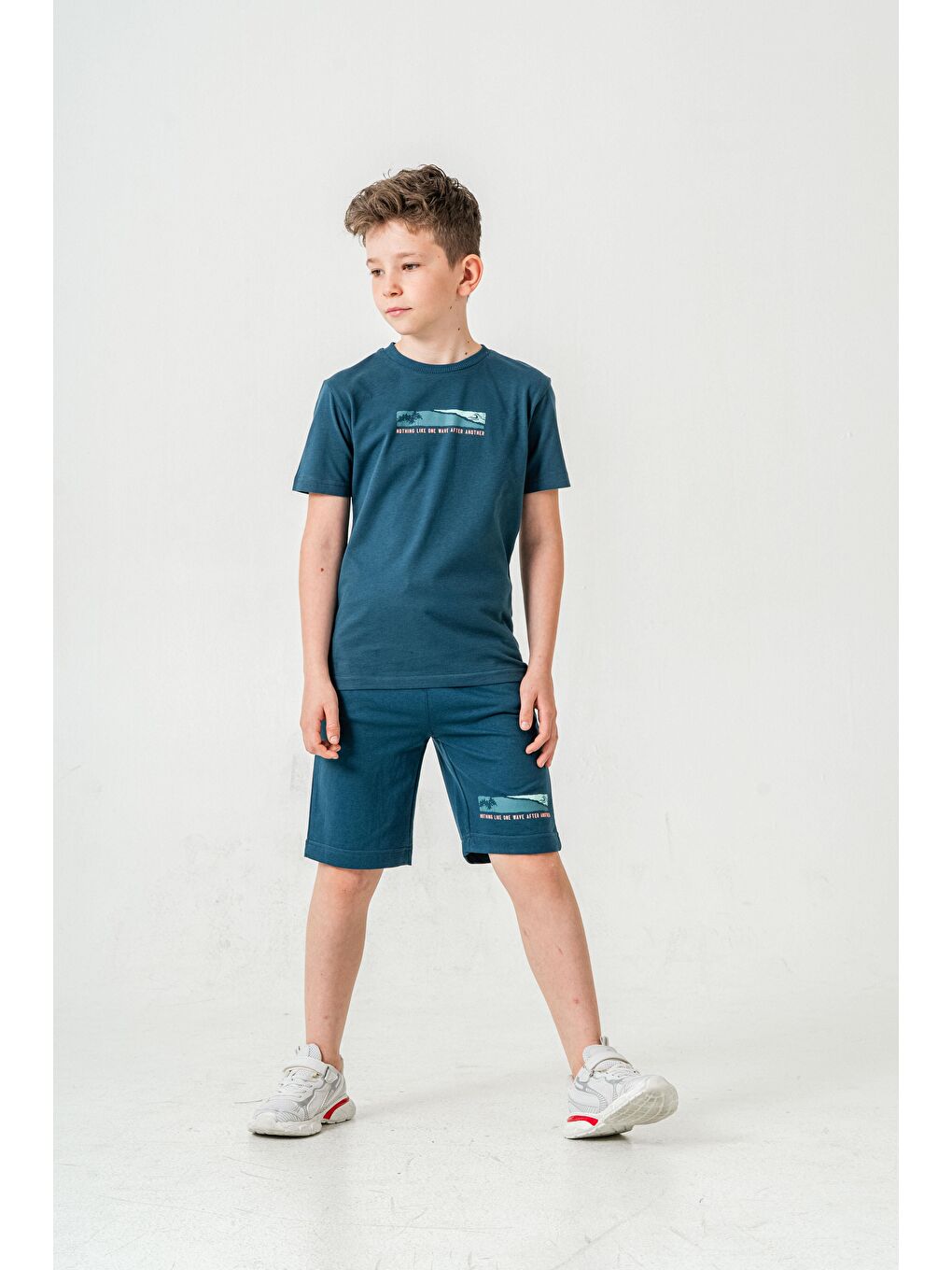 Yeşil Nothing Like One Wave After Another Baskılı  Erkek Çocuk Şort - Tişört Takımı-1