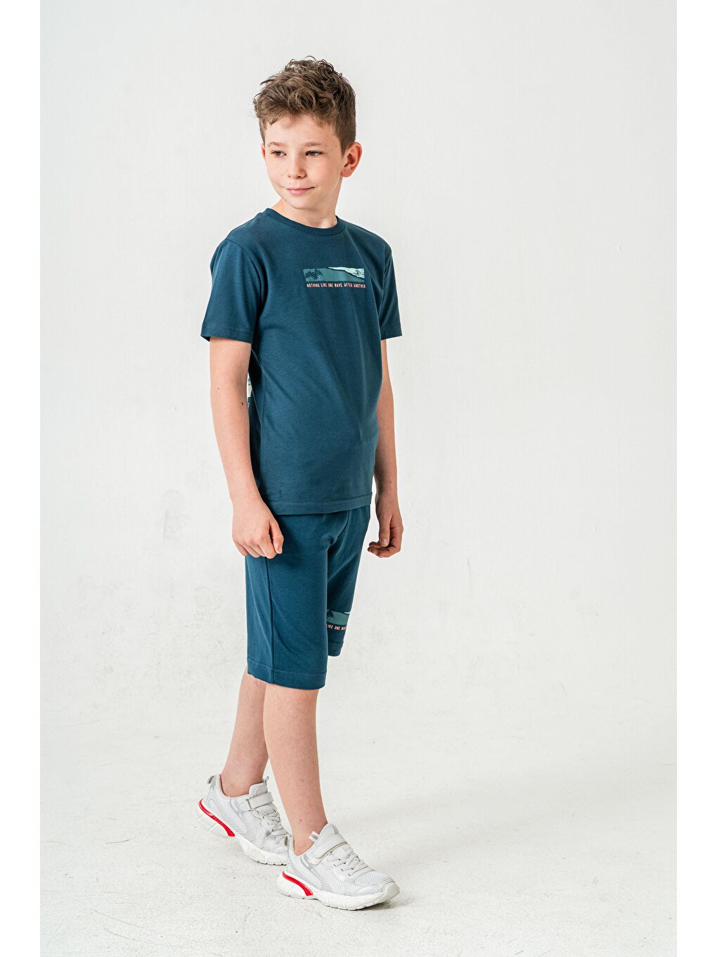 Yeşil Nothing Like One Wave After Another Baskılı  Erkek Çocuk Şort - Tişört Takımı-2