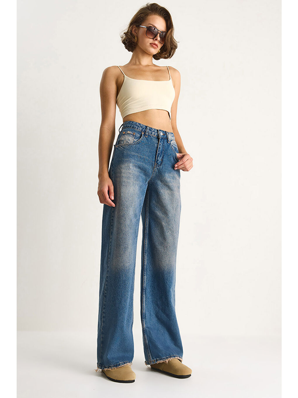 Mavi Kadın Yüksek Bel Soluk Efektli Bol Kesim Denim Pantolon