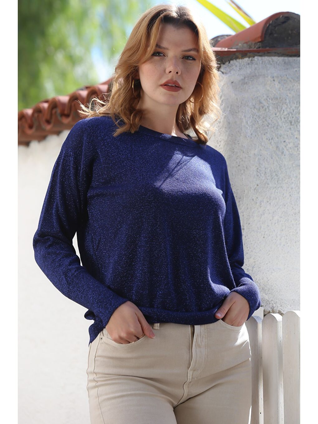 Lacivert Yuvarlak Yaka Uzun Kol İnce Simli Triko Kazak 65 62-4