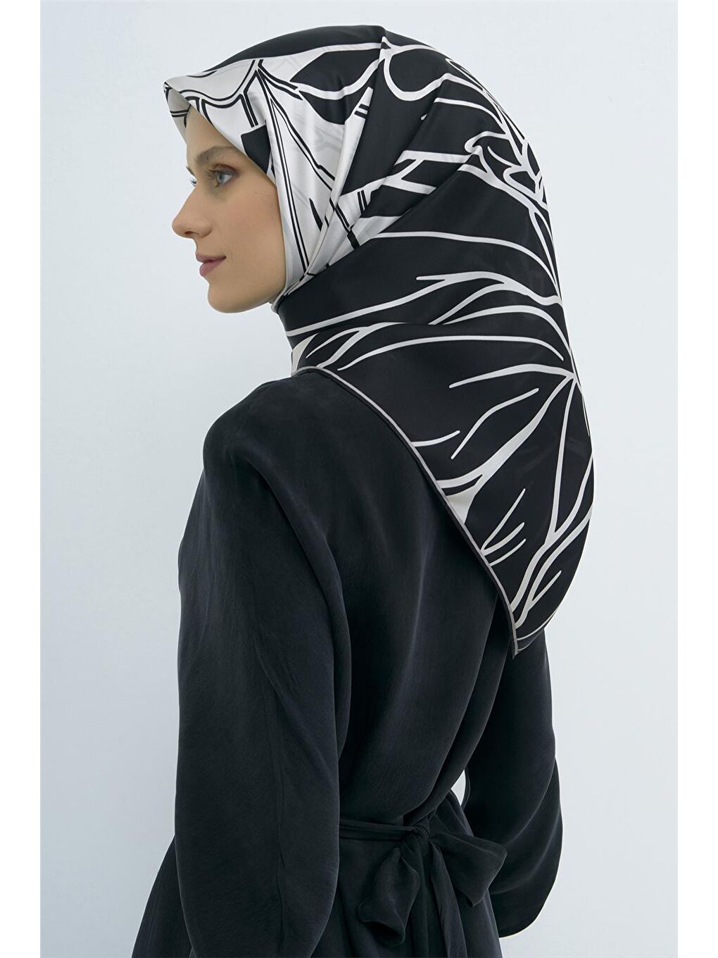 Siyah Saf İpek Twill Eşarp 9553D 86-1