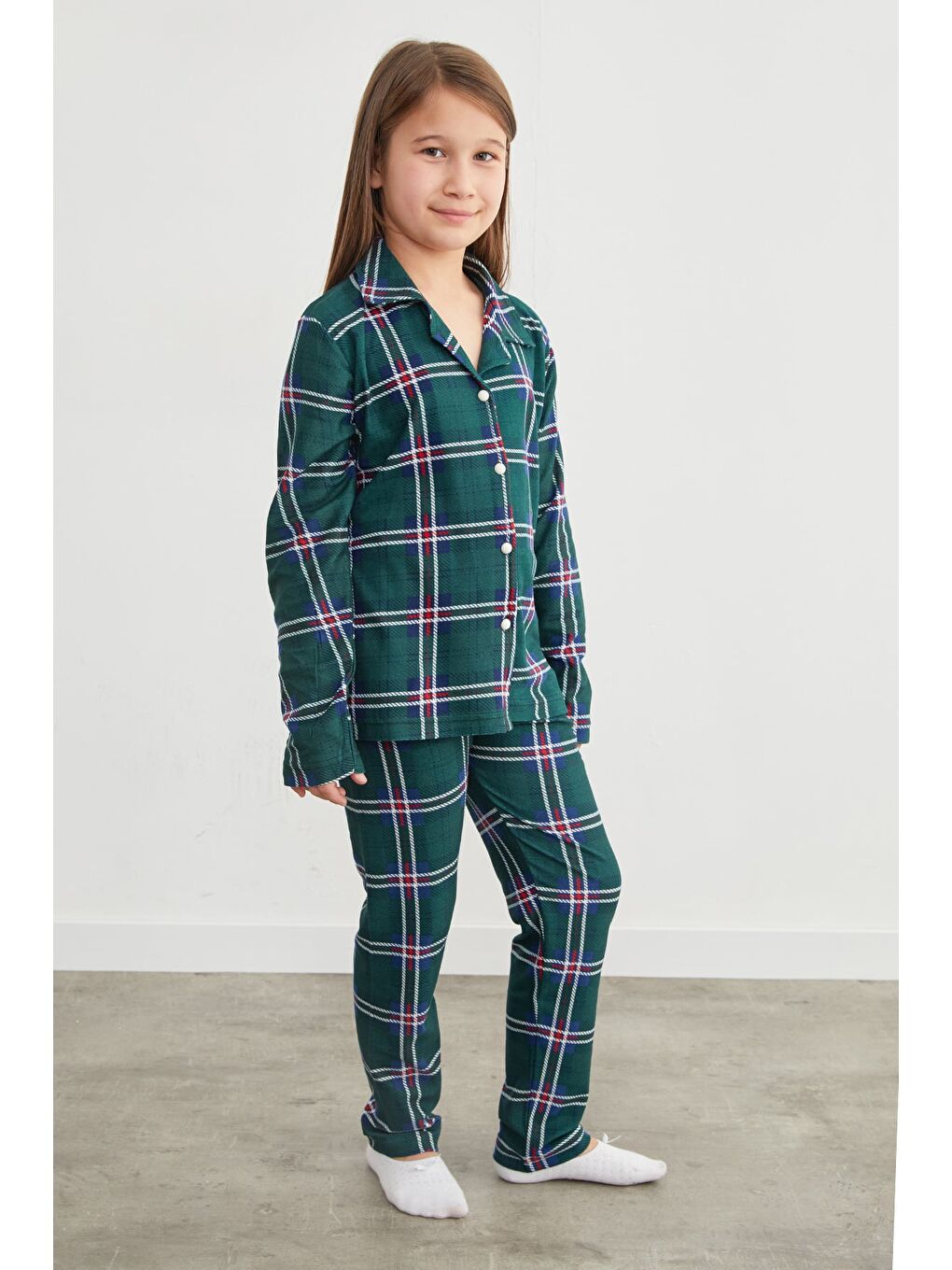 Haki Ekose Desenli Süet Kız Çocuk Pijama Takımı-3