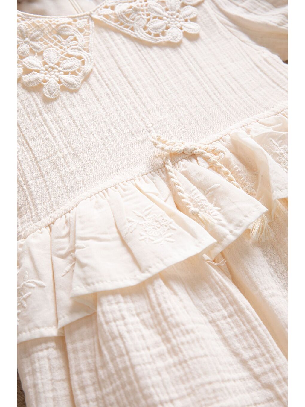 Ekru Krem Dantel Yakalı Kız Bebek Kısa Kol Elbise 22666-2