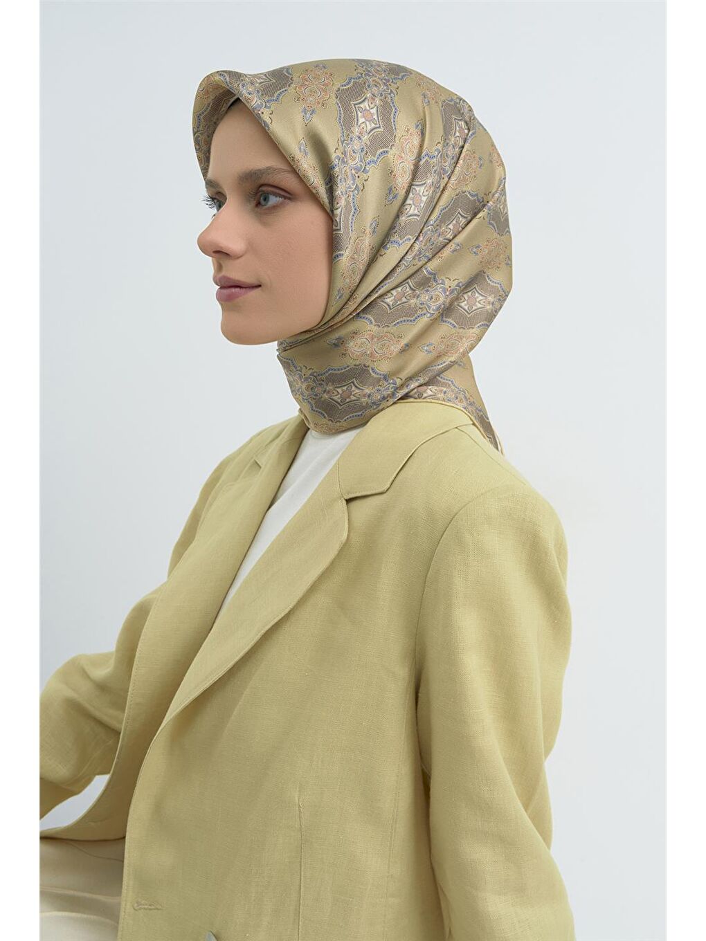 Sarı Saf İpek Sura Eşarp 9522D 83-3