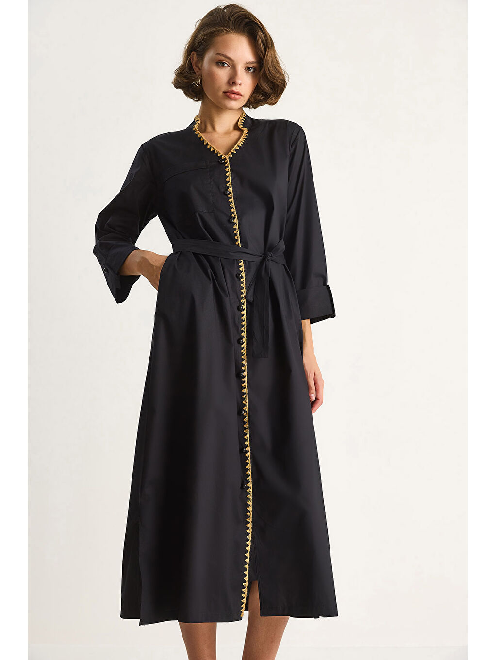 Siyah Kadın Hakim Yaka Cep Detaylı Uzun Elbise