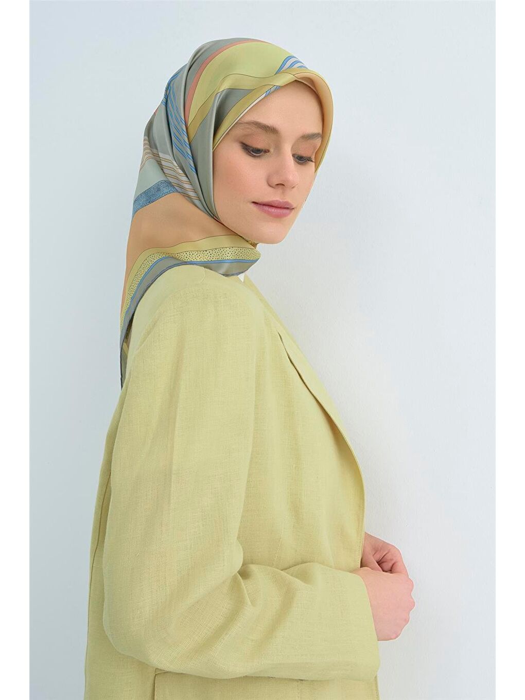 Yeşil Saf İpek Sura Eşarp 9521D 82-3