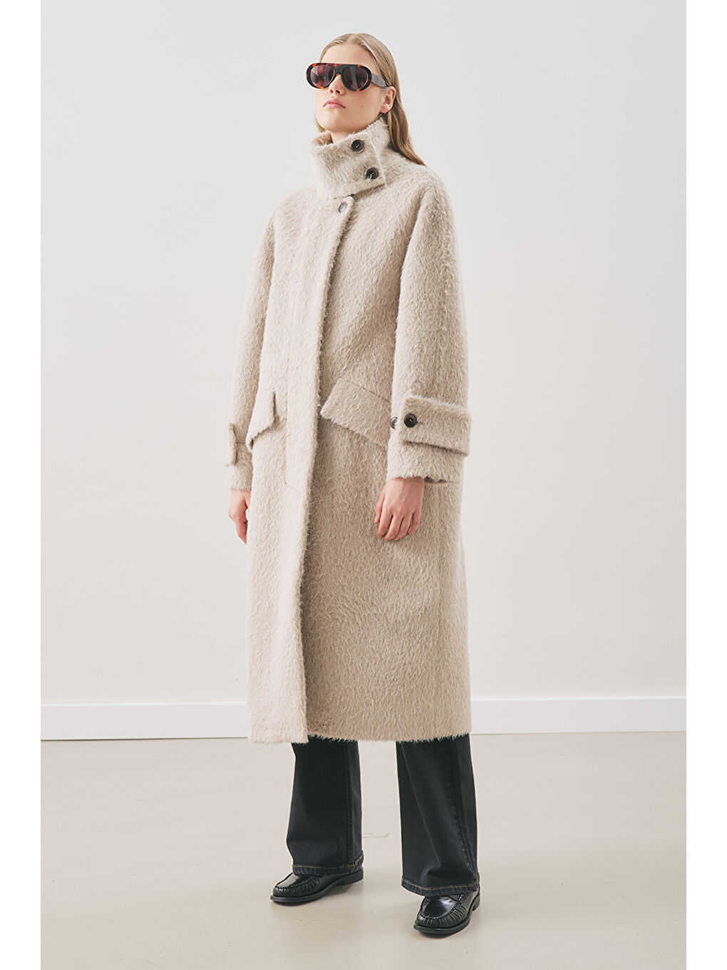 Bej Bouchle Geniş Yakalı Kaban Vizon-4