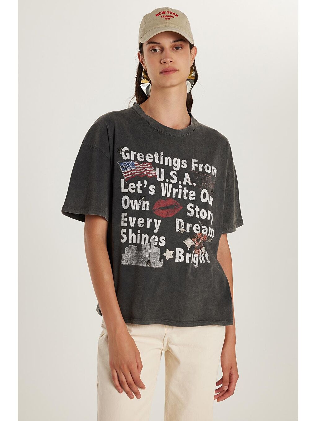 Kadın Regular Fit Klasik Kesim %100 Pamuk Kısa Kollu Bisiklet Yaka Baskılı Antrasit Tişört