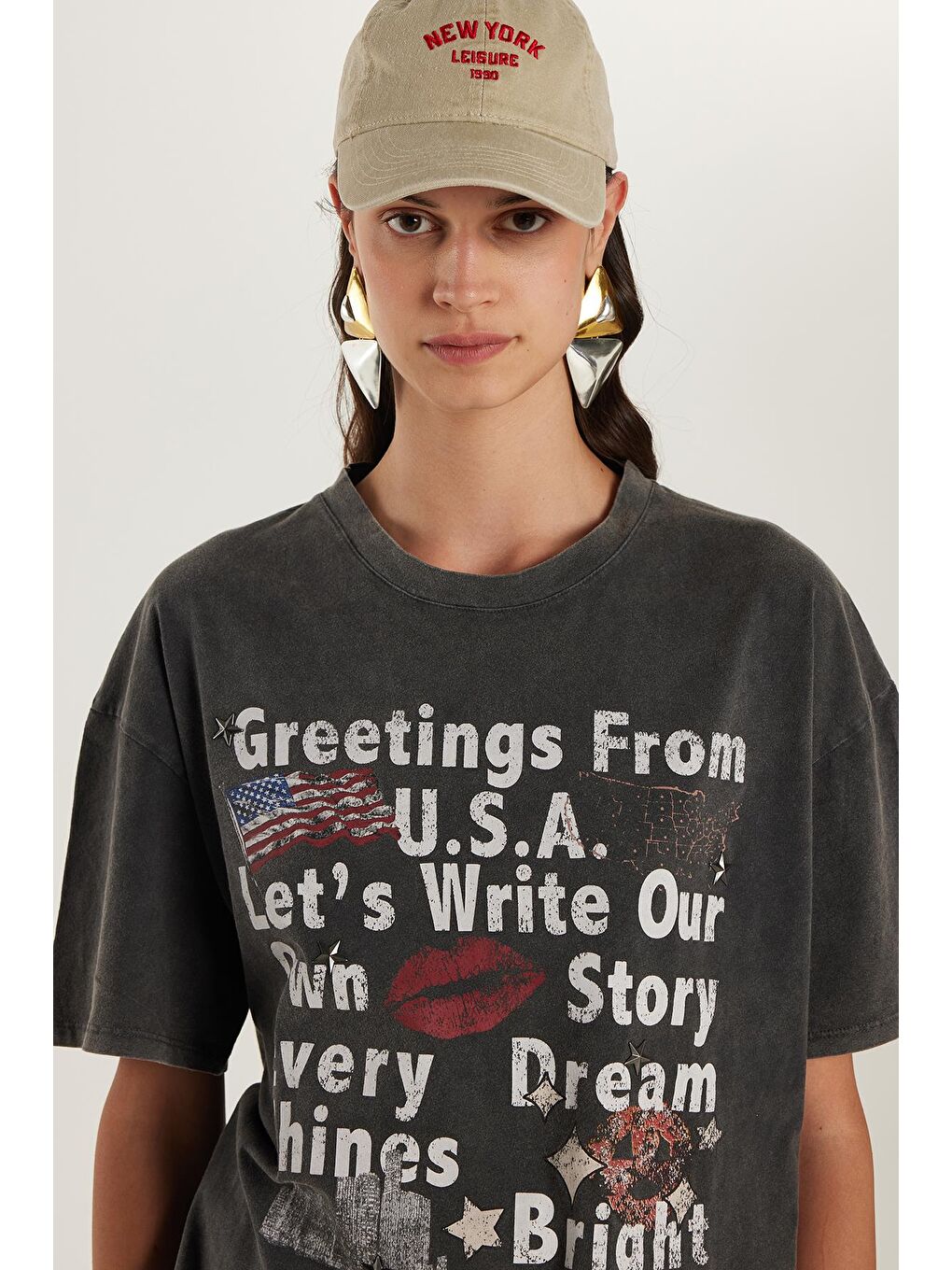 Kadın Regular Fit Klasik Kesim %100 Pamuk Kısa Kollu Bisiklet Yaka Baskılı Antrasit Tişört-1