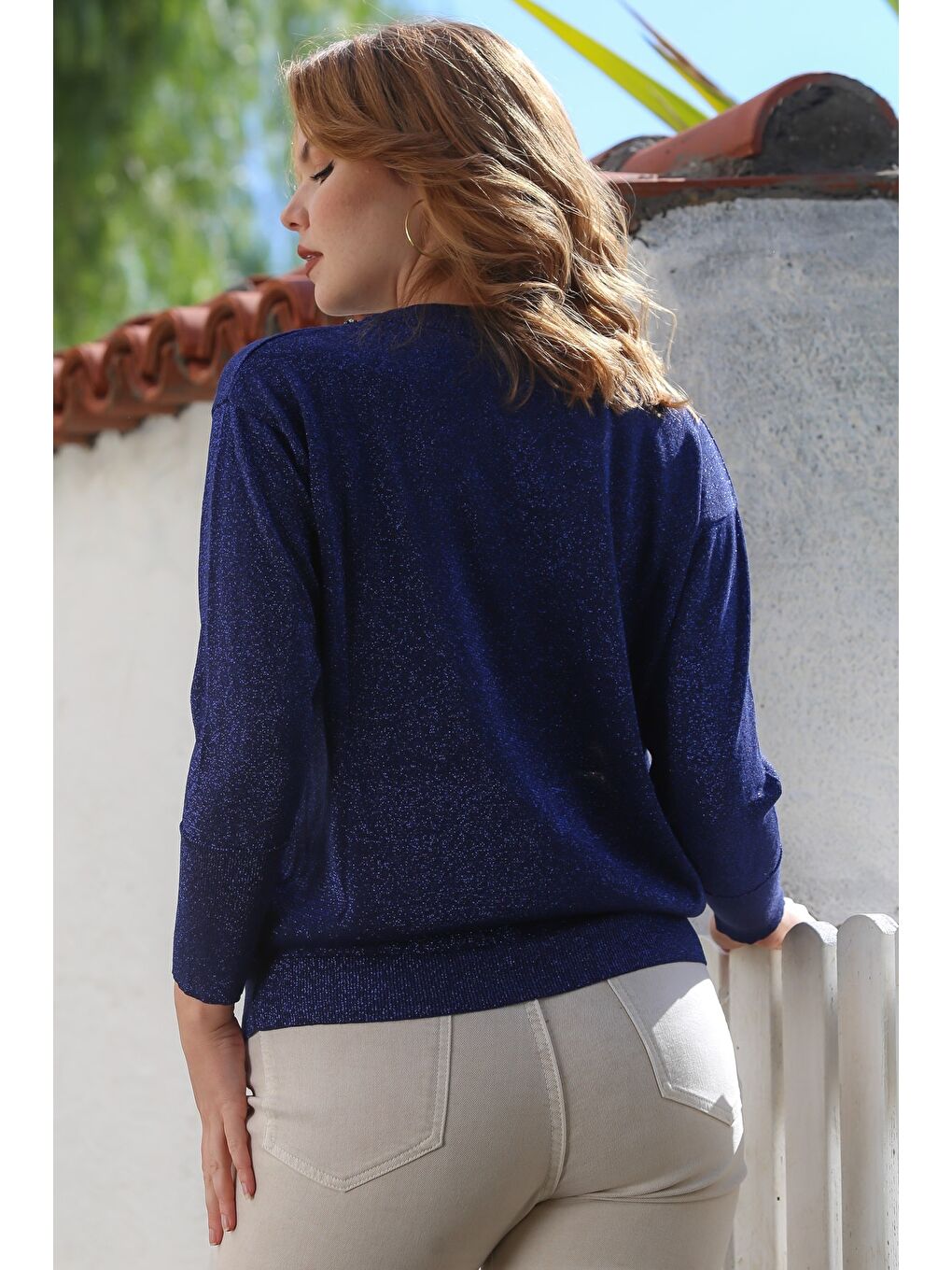 Lacivert Yuvarlak Yaka Uzun Kol İnce Taşlı Simli Triko Kazak 65 62-1