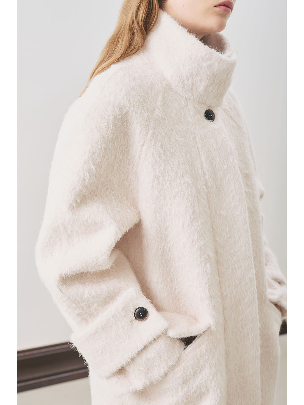 Bouchle Geniş Yakalı Kaban Ekru-6